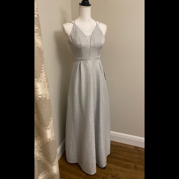 Silver Sparkle Dress - Picture 5 of 9